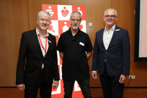 Sorgten für einen informationsreichen Abend: Vorstandsmitglied Holger Glück (v.r.), Referent und Energieberater Andreas Lippertz und KSK-Baufinanzierungsexperte Joachim Waasem. Bild: Michael Thalken/Eifeler Presse Agentur/epa