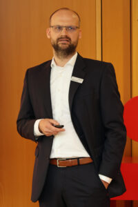 Phillip Köver (Provinzial Versicherung AG) nannte die Voraussetzungen für eine Cyberversicherung. Bild: Michael Thalken/Eifeler Presse Agentur/epa